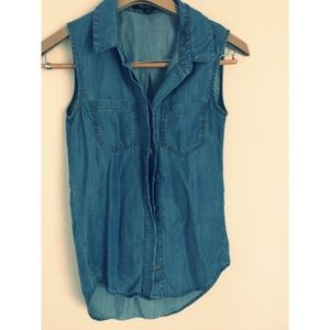 Velvet Heart sleeveless denim button up